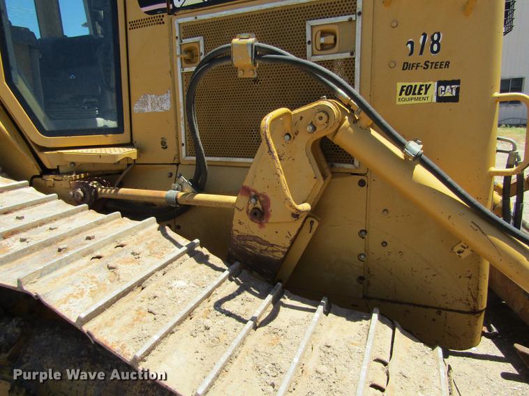 image for item DD5691 2004 Caterpillar D6N XL dozer