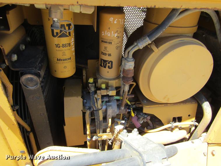 image for item DD5691 2004 Caterpillar D6N XL dozer