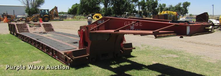 image for item DD5692 2006 Globe low boy equipment trailer