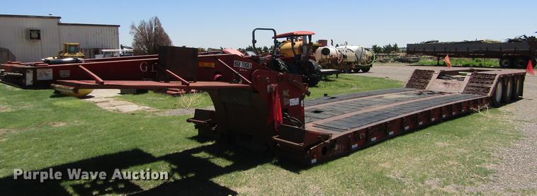 image for item DD5692 2006 Globe low boy equipment trailer