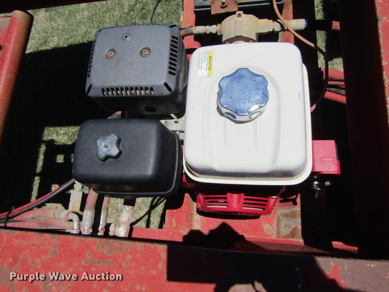 image for item DD5692 2006 Globe low boy equipment trailer