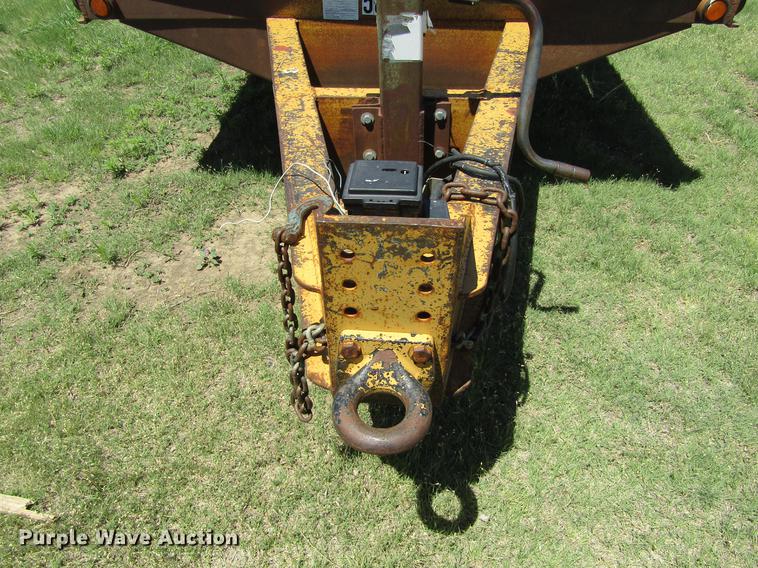 image for item DD5694 2006 Belshe equipment trailer