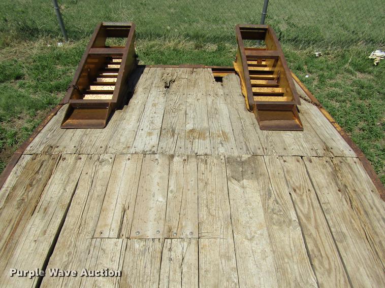 image for item DD5694 2006 Belshe equipment trailer