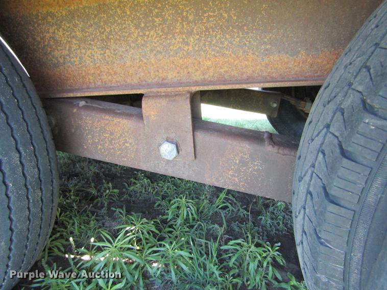 image for item DD5694 2006 Belshe equipment trailer