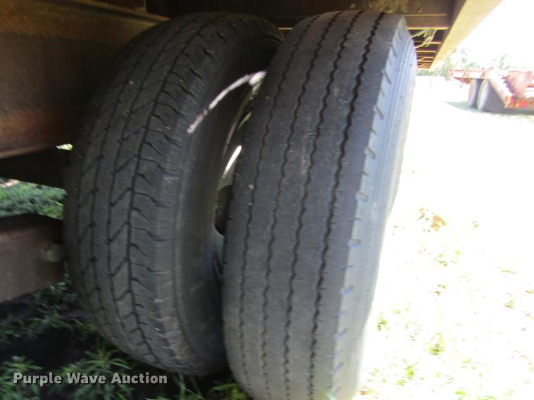 image for item DD5694 2006 Belshe equipment trailer