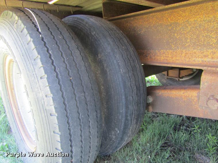 image for item DD5694 2006 Belshe equipment trailer