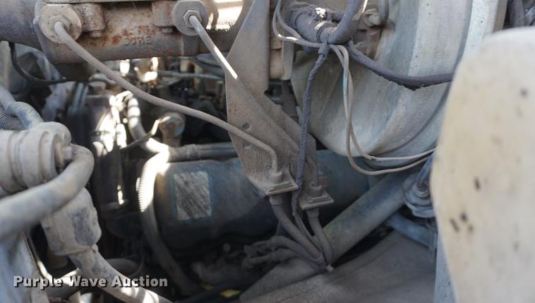 image for item DD7675 1983 GMC TopKick 7000 dump flatbed truck