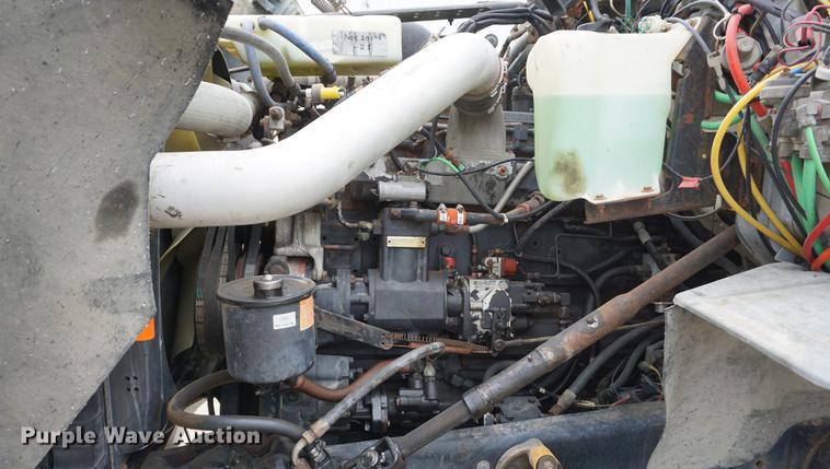 image for item DD7681 1994 Ford Aeromax L9000 semi truck