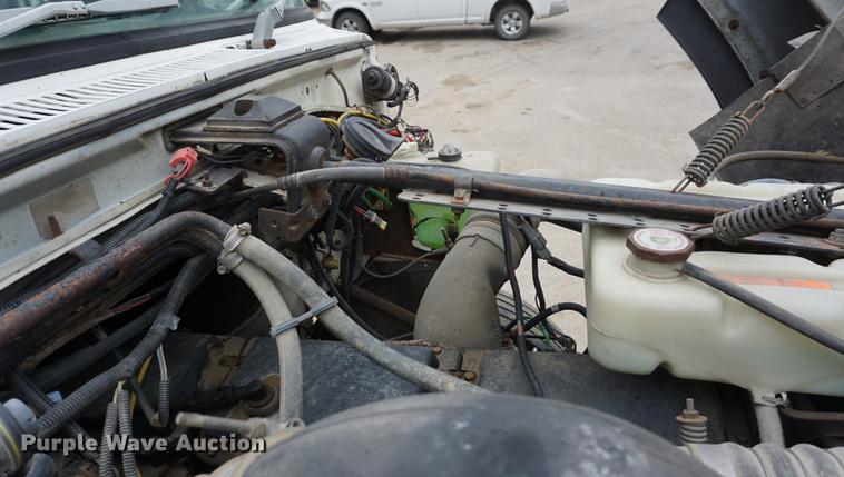 image for item DD7681 1994 Ford Aeromax L9000 semi truck