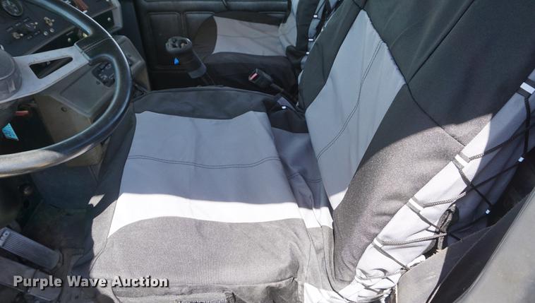 image for item DD7684 1998 Mack DM690S truck with Big John tree spade