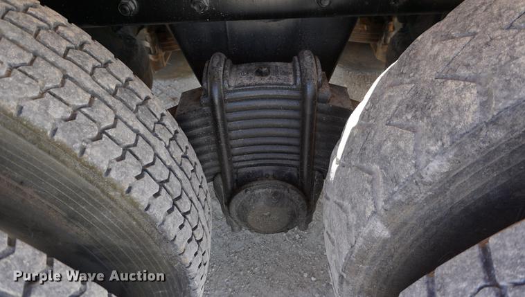 image for item DD7684 1998 Mack DM690S truck with Big John tree spade