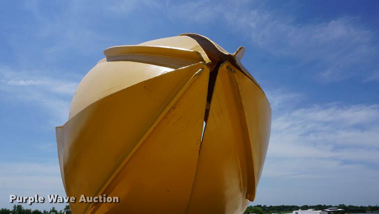 image for item DD7684 1998 Mack DM690S truck with Big John tree spade