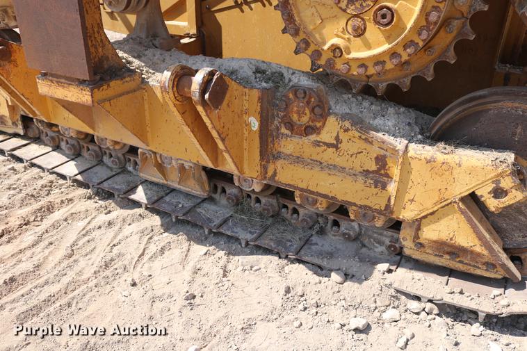 image for item DD8248 1999 Caterpillar 561M pipelayer