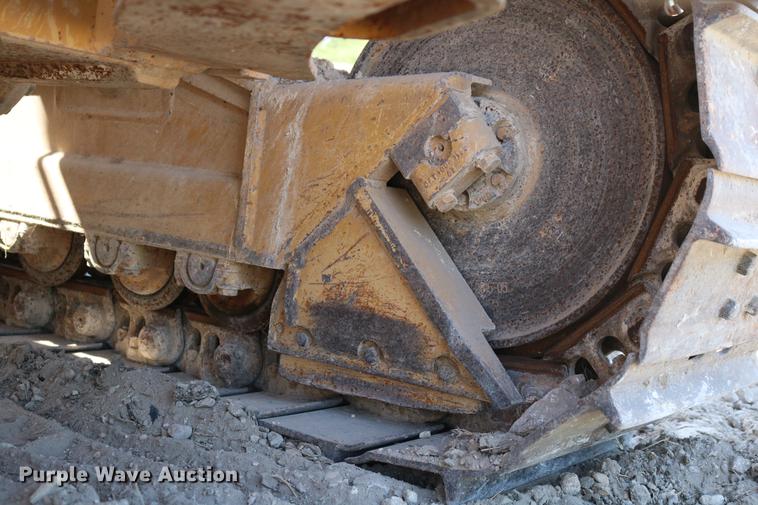image for item DD8248 1999 Caterpillar 561M pipelayer