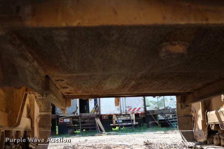 image for item DD8248 1999 Caterpillar 561M pipelayer