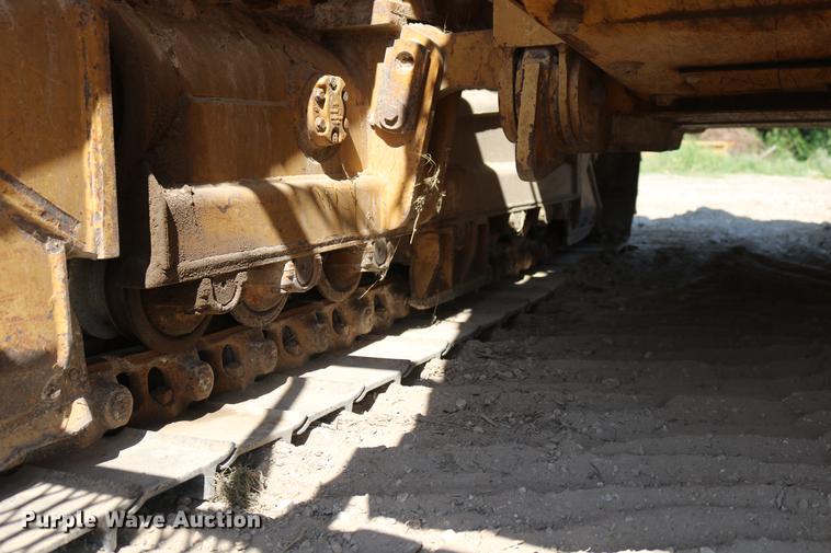 image for item DD8248 1999 Caterpillar 561M pipelayer