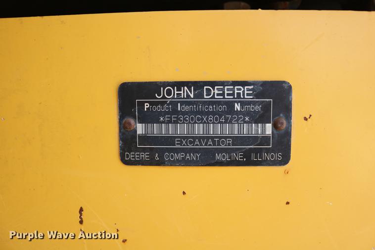 image for item DD8261 2006 John Deere 330C LC excavator