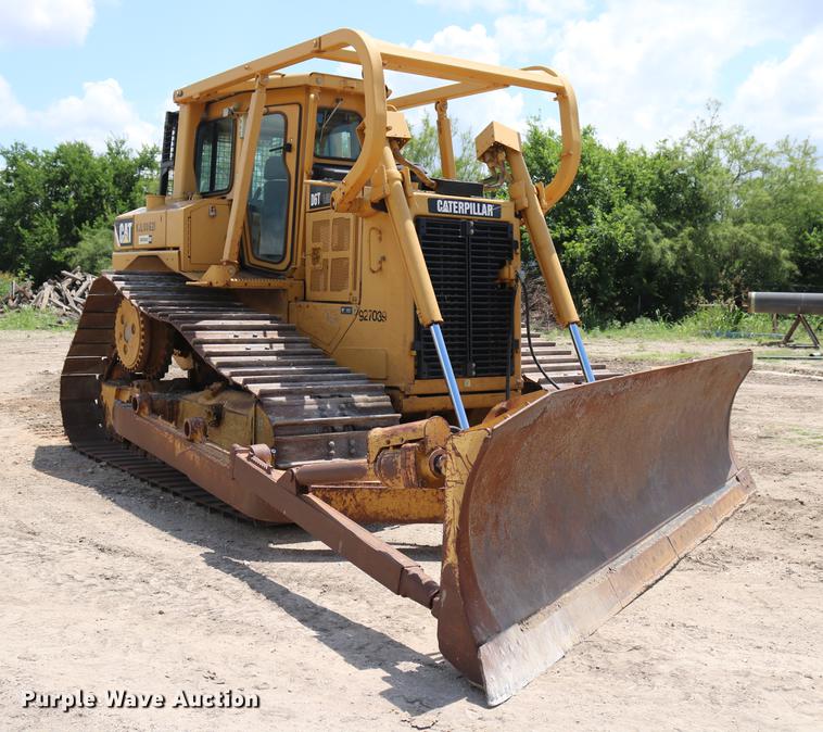 image for item DD8262 2007 Caterpillar D6T LGP dozer