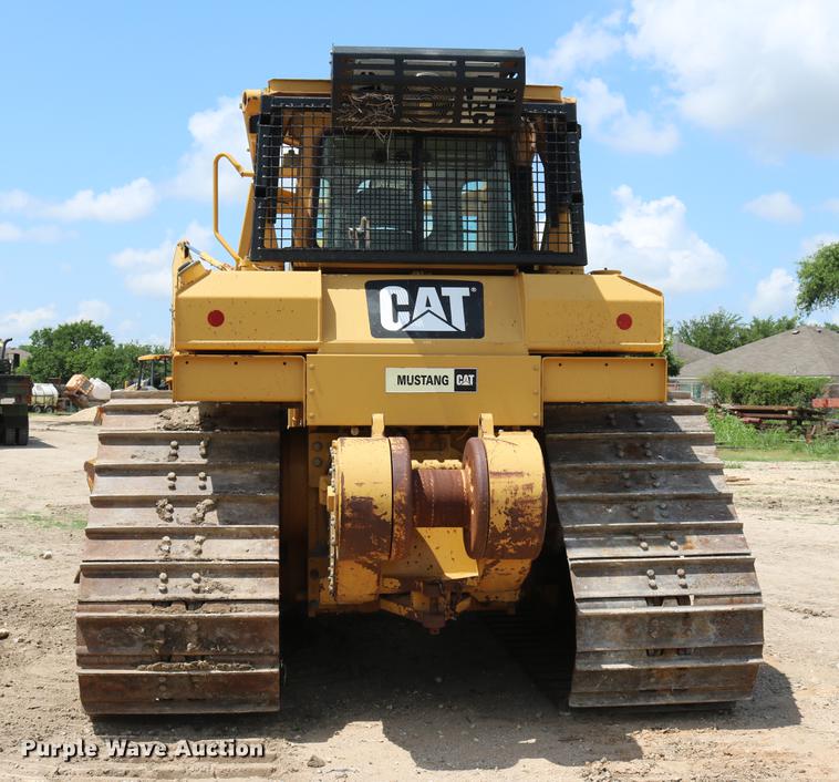 image for item DD8262 2007 Caterpillar D6T LGP dozer