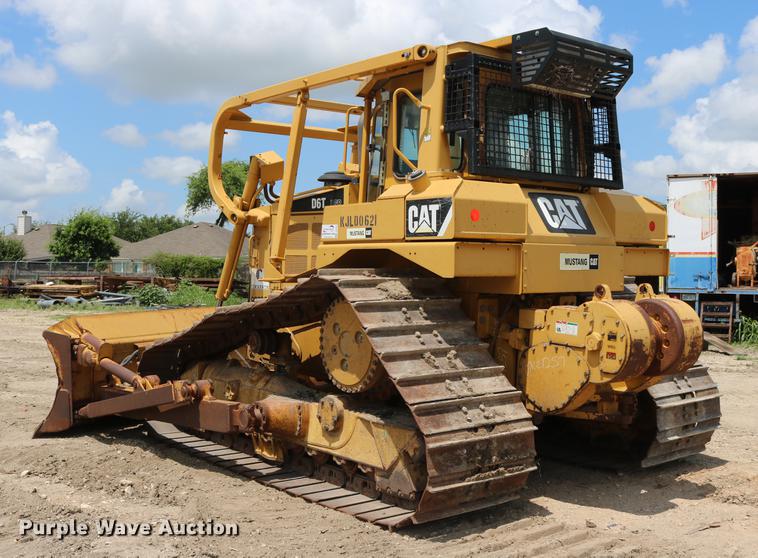 image for item DD8262 2007 Caterpillar D6T LGP dozer