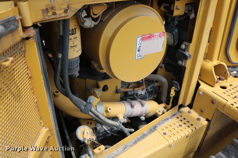 image for item DD8262 2007 Caterpillar D6T LGP dozer