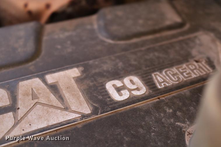 image for item DD8262 2007 Caterpillar D6T LGP dozer