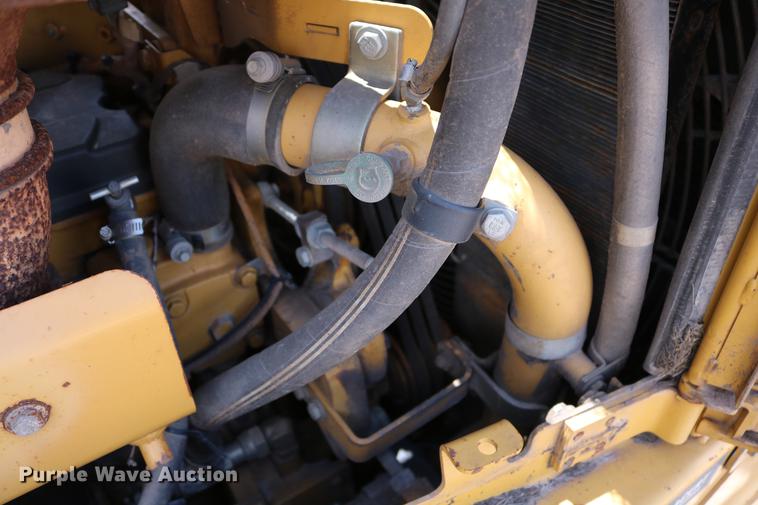 image for item DD8262 2007 Caterpillar D6T LGP dozer