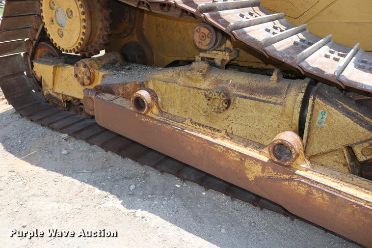 image for item DD8262 2007 Caterpillar D6T LGP dozer