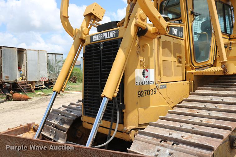 image for item DD8262 2007 Caterpillar D6T LGP dozer