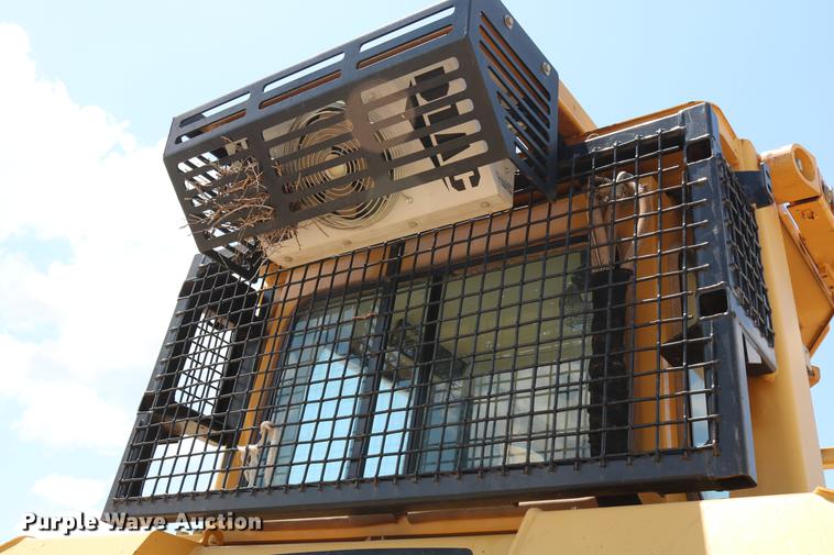 image for item DD8262 2007 Caterpillar D6T LGP dozer