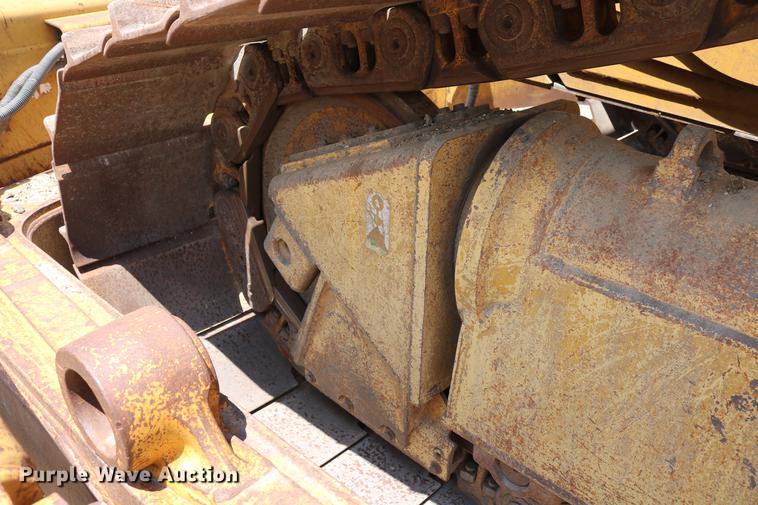 image for item DD8262 2007 Caterpillar D6T LGP dozer