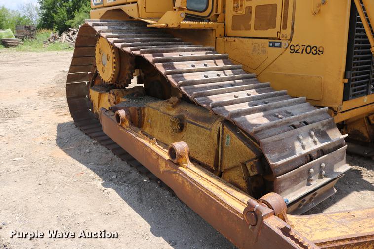 image for item DD8262 2007 Caterpillar D6T LGP dozer