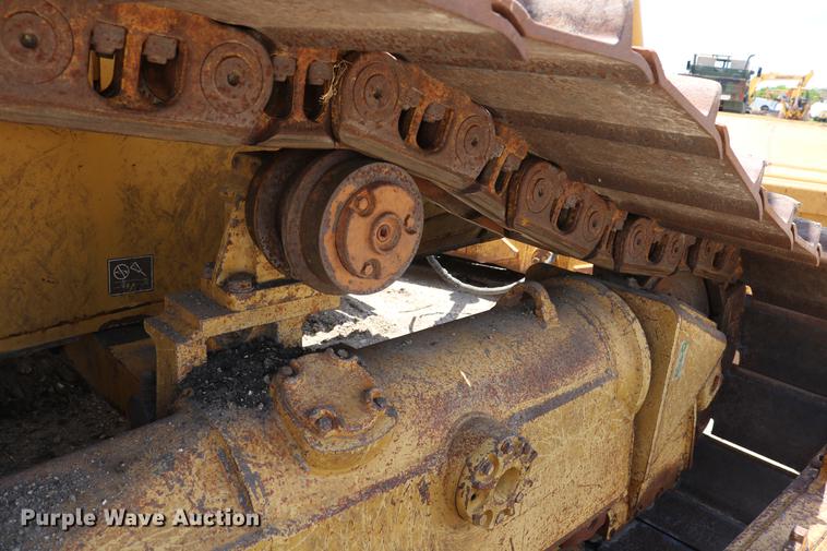image for item DD8262 2007 Caterpillar D6T LGP dozer