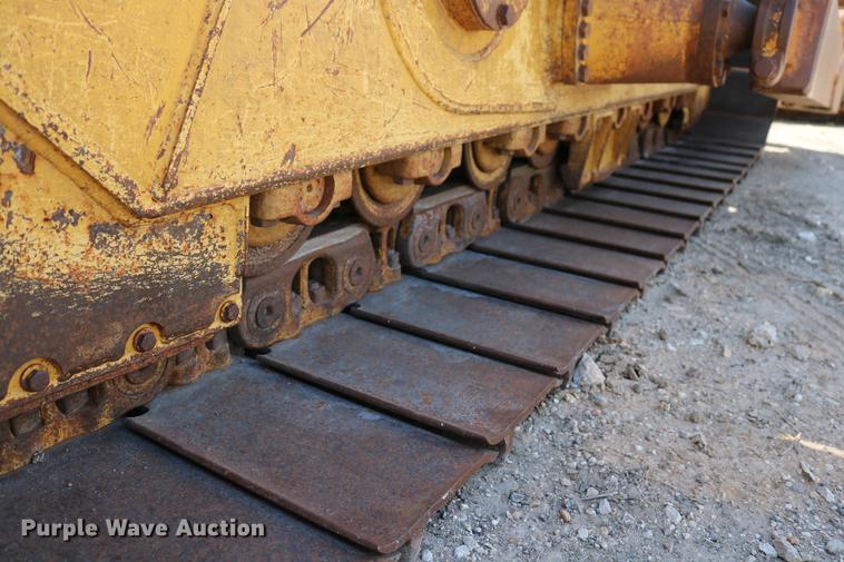 image for item DD8262 2007 Caterpillar D6T LGP dozer