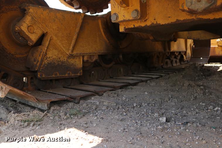 image for item DD8262 2007 Caterpillar D6T LGP dozer