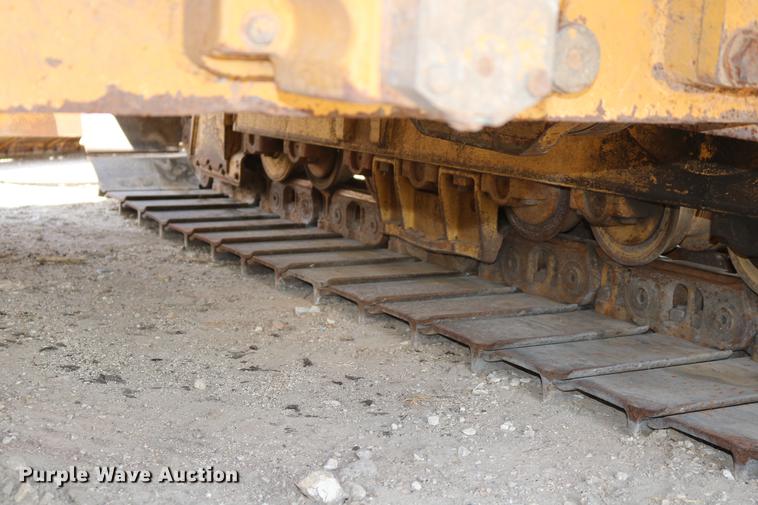 image for item DD8262 2007 Caterpillar D6T LGP dozer