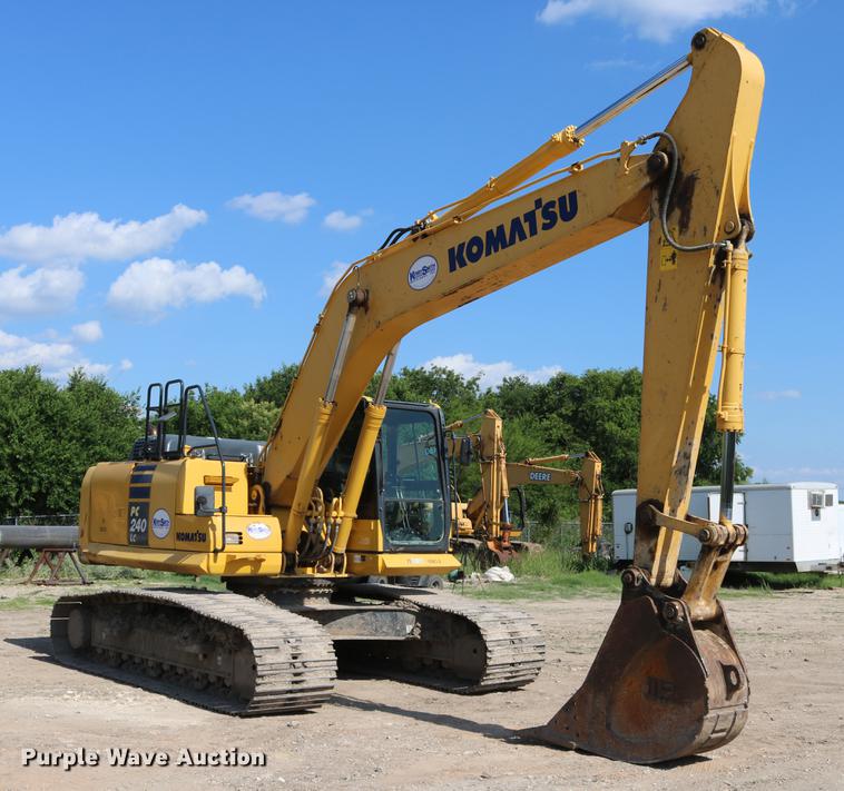 image for item DD8269 2013 Komatsu PC240LC-10 excavator