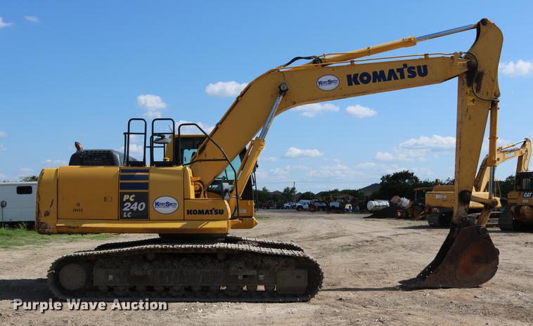 image for item DD8269 2013 Komatsu PC240LC-10 excavator