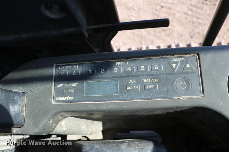 image for item DD8269 2013 Komatsu PC240LC-10 excavator