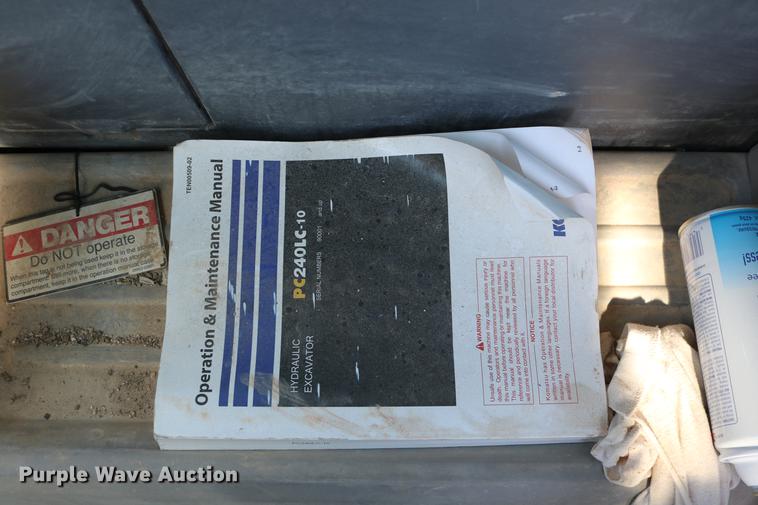 image for item DD8269 2013 Komatsu PC240LC-10 excavator