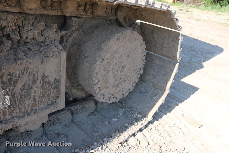 image for item DD8269 2013 Komatsu PC240LC-10 excavator