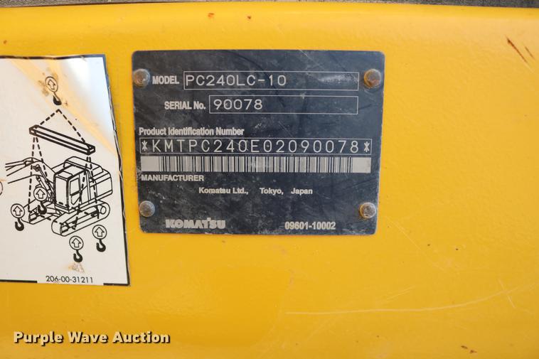 image for item DD8269 2013 Komatsu PC240LC-10 excavator