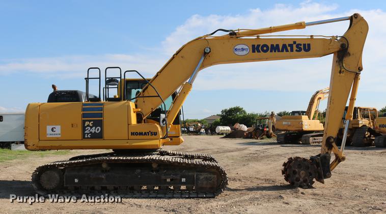 image for item DD8270 2013 Komatsu PC240LC-10 excavator