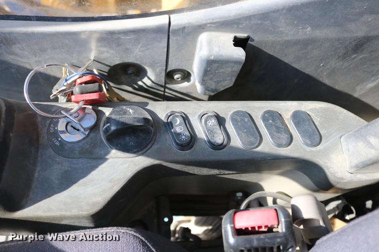 image for item DD8270 2013 Komatsu PC240LC-10 excavator