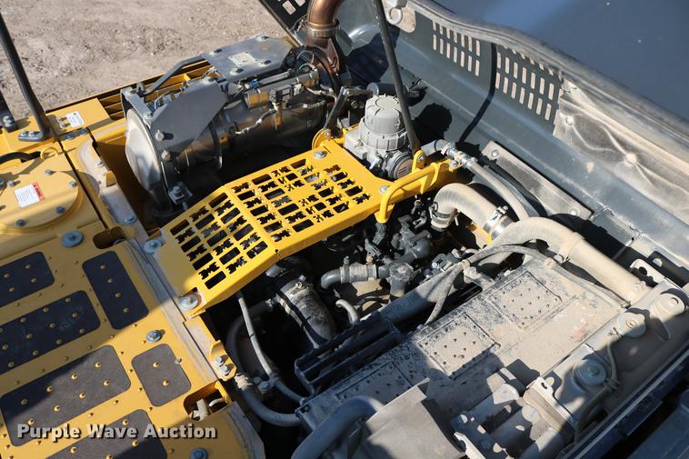 image for item DD8270 2013 Komatsu PC240LC-10 excavator