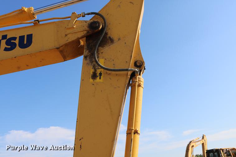 image for item DD8270 2013 Komatsu PC240LC-10 excavator