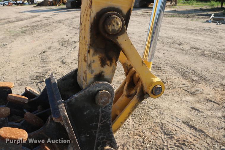 image for item DD8270 2013 Komatsu PC240LC-10 excavator