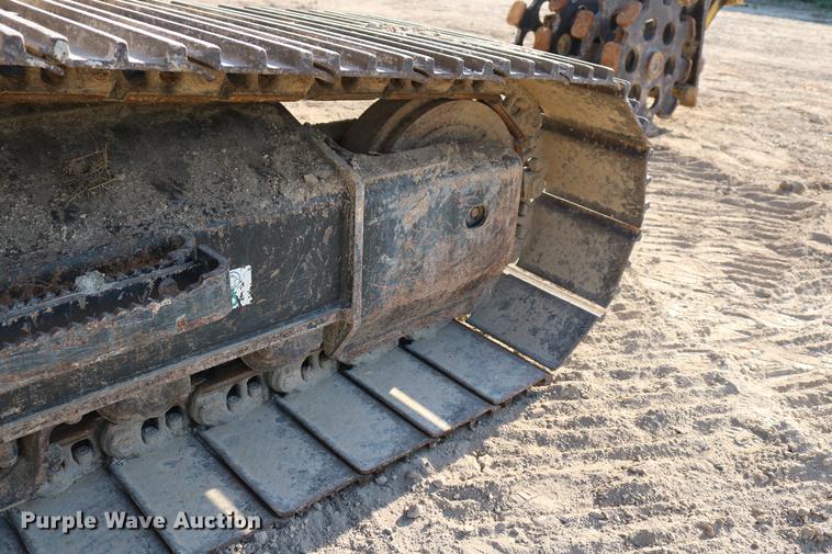 image for item DD8270 2013 Komatsu PC240LC-10 excavator