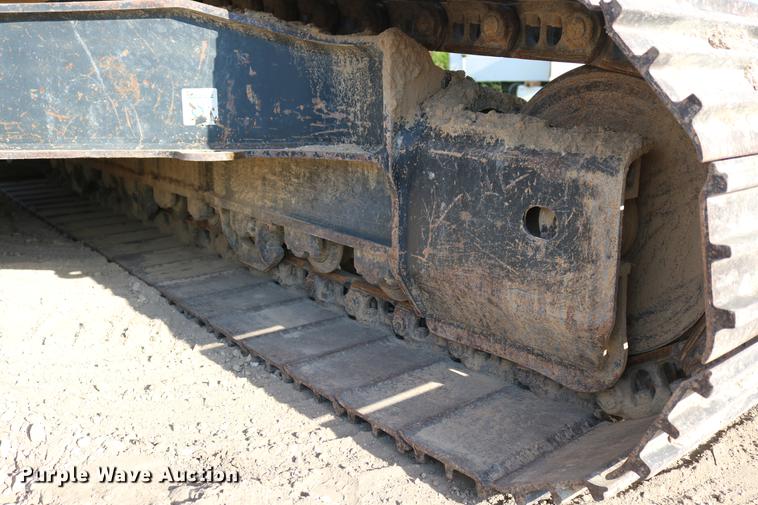 image for item DD8270 2013 Komatsu PC240LC-10 excavator