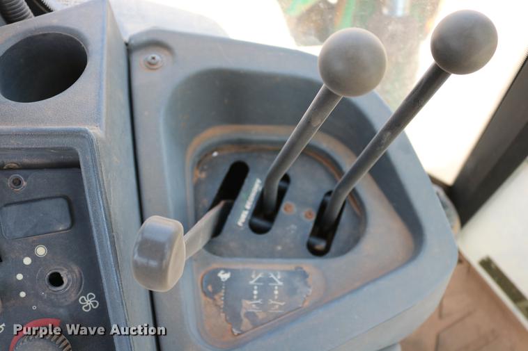 image for item DD8273 2003 John Deere 310G backhoe